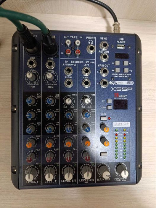Продам профессиональный 6-канальный микшерный пульт  XSSP UM6-DP