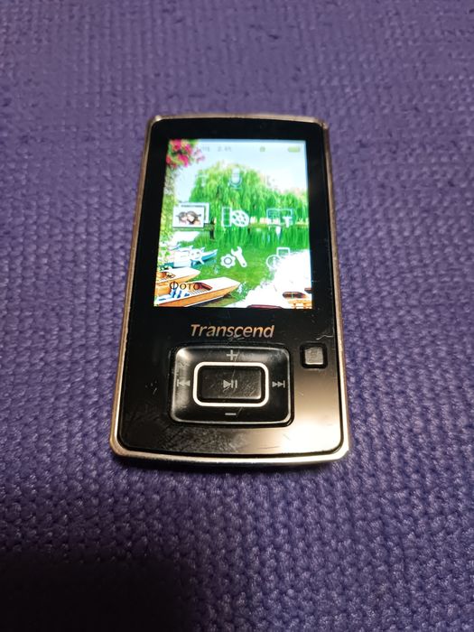 МП 3 плеер Transcend MP870 4 GB.