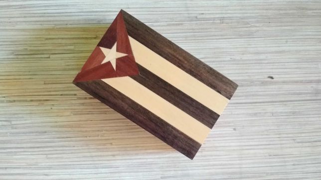 Drewniana szkatułka kubańska