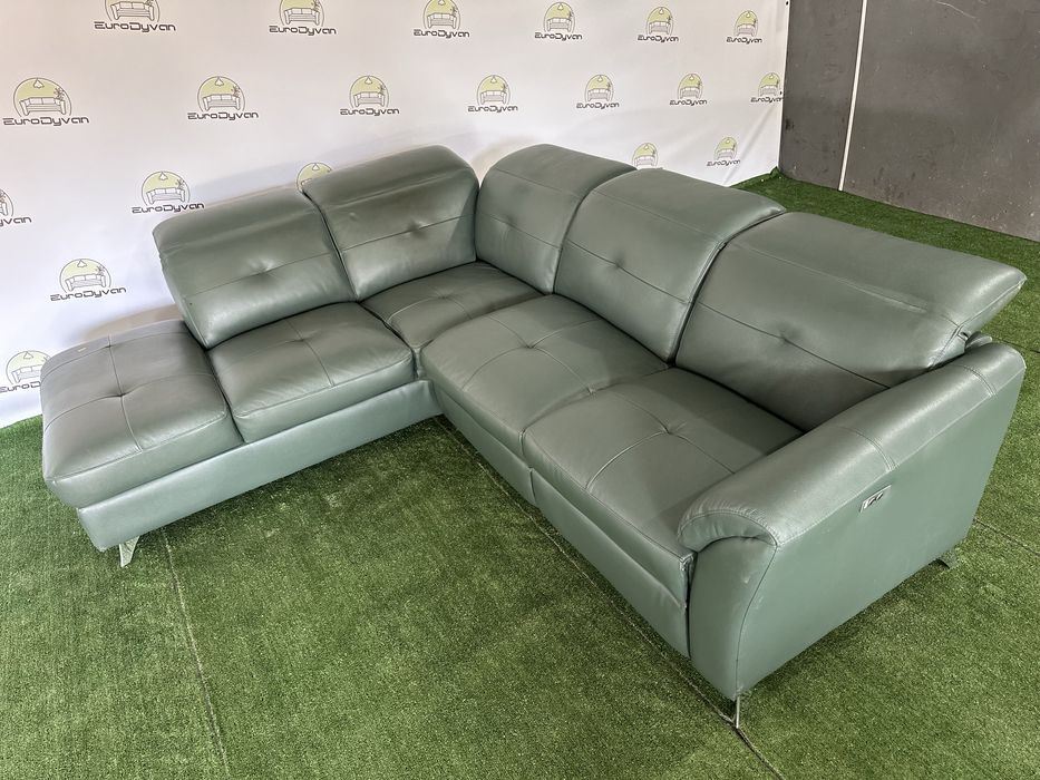 Кутовий шкіряний диван з електрореклайнер і USB виходом з Німеччини