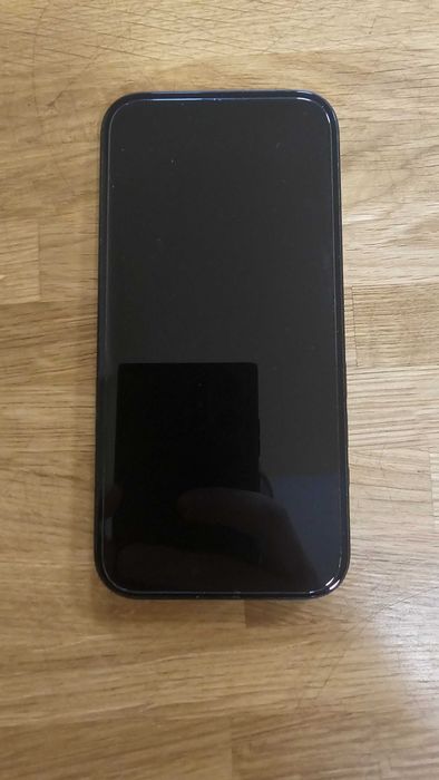 iPhone 15 czarny 128 GB Bateria 88%