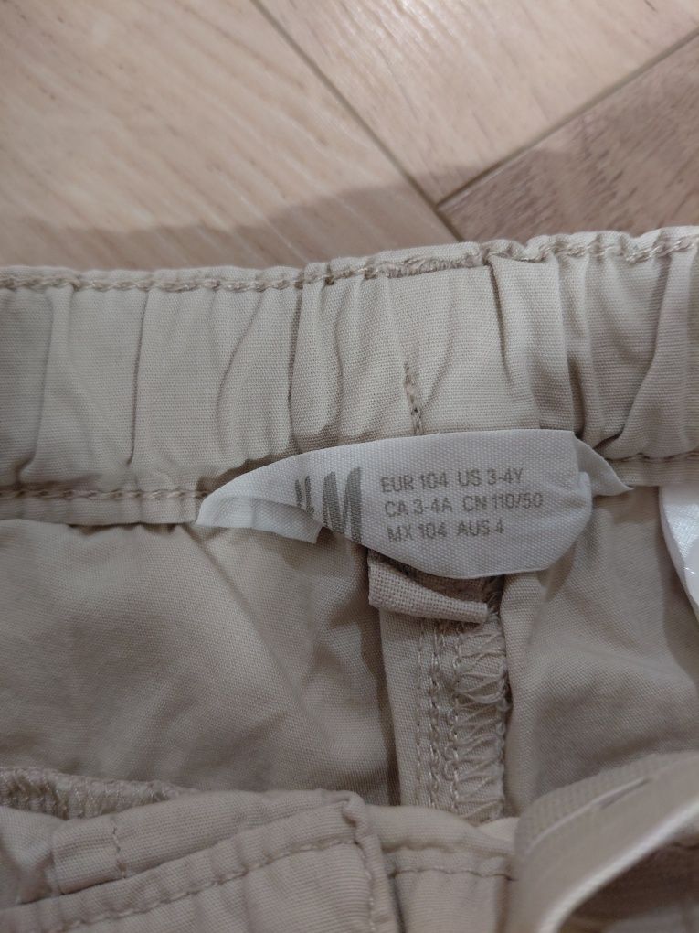Krótkie spodenki H&M rozm. 104