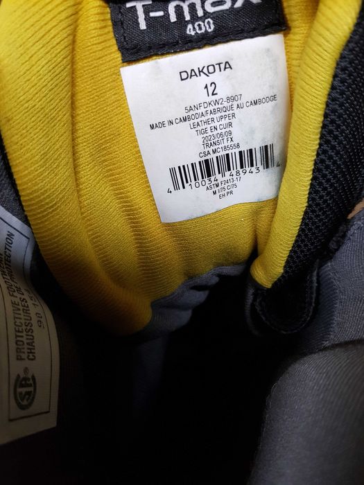 Buty robocze DAKOTA rozm 45 wkł 30 cm S3