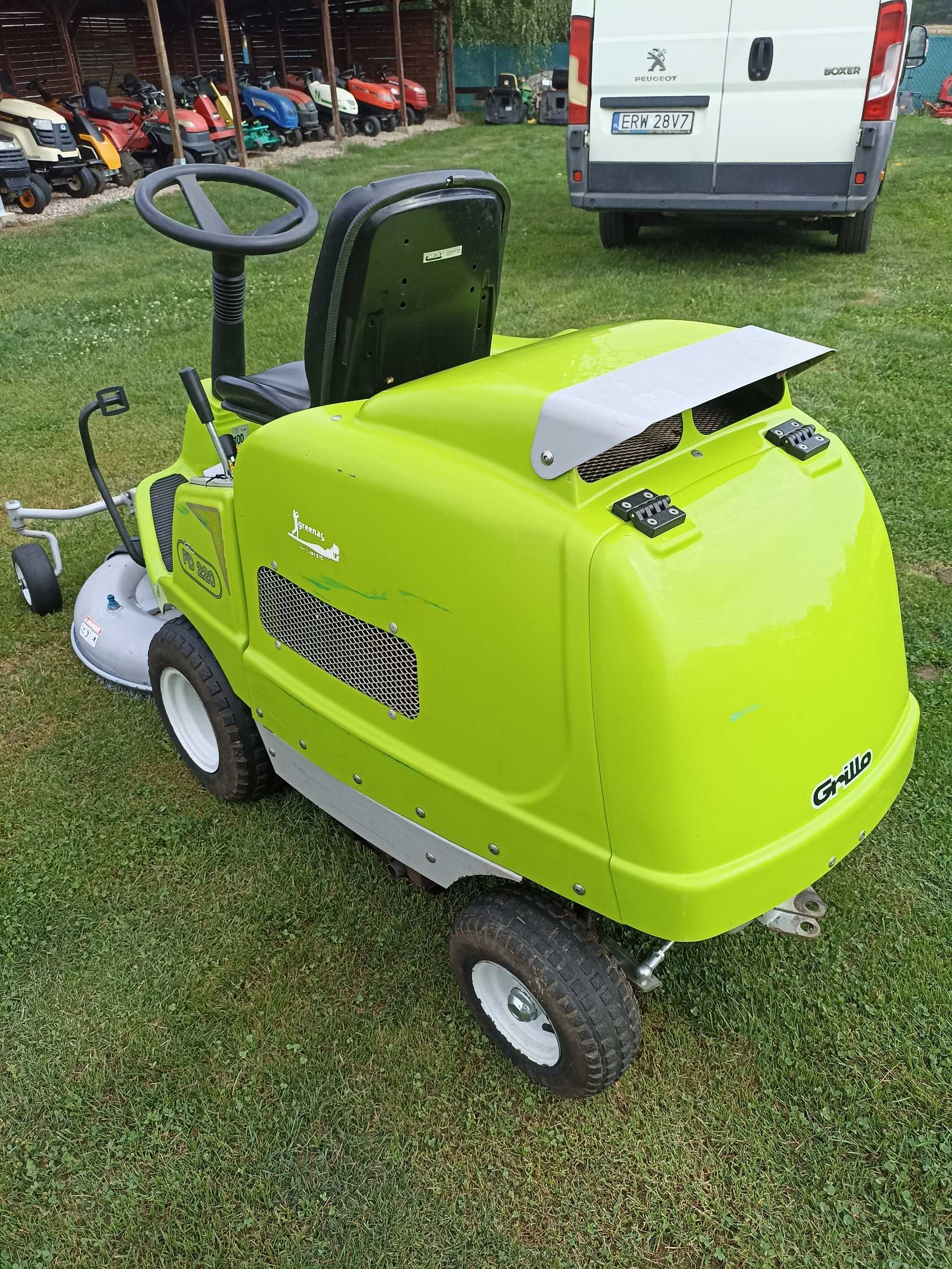 Kosiarka traktorek Grillo v2 16hp pompa automat rider z koszem