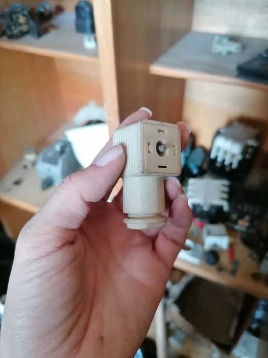 Wtyk do cewki do elektrozaworu