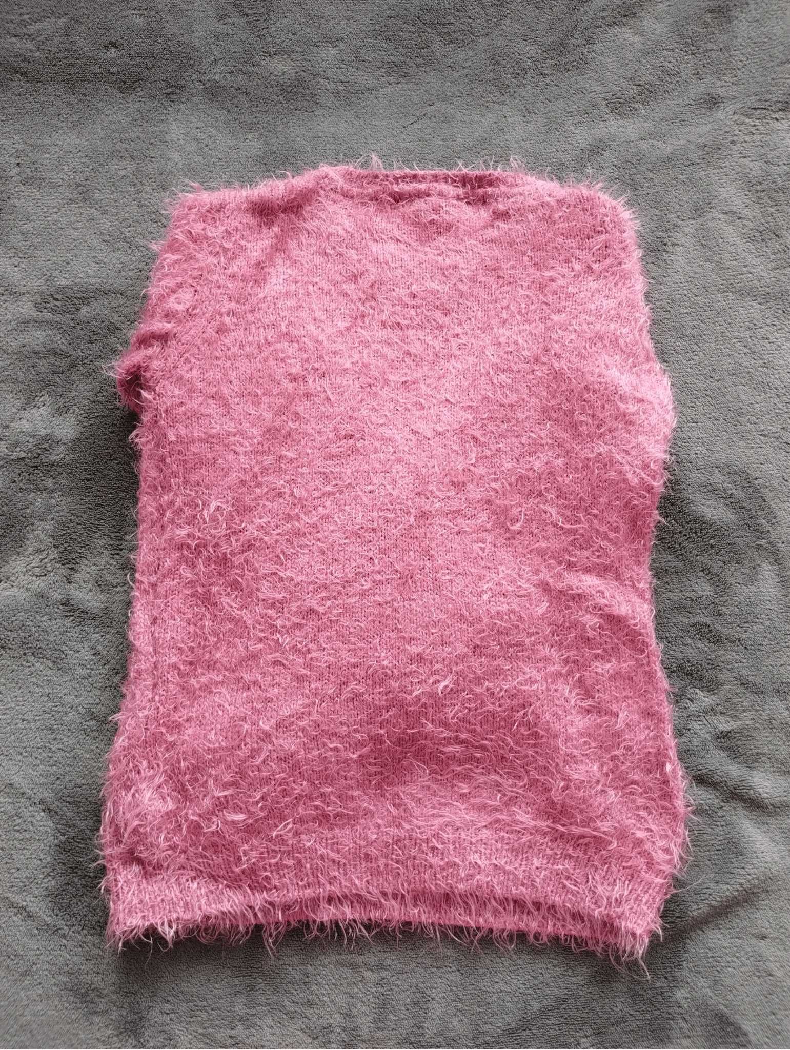 Różowy, włochaty sweter z długim rękawem, little kids, roz. 128 cm
