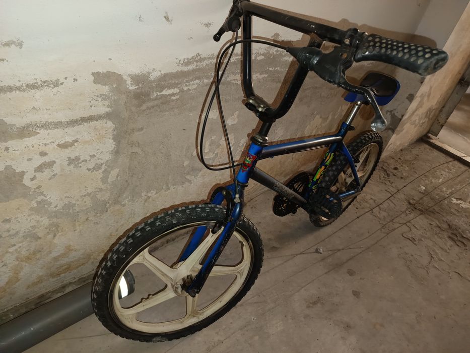 BMX Esmaltina Antiga