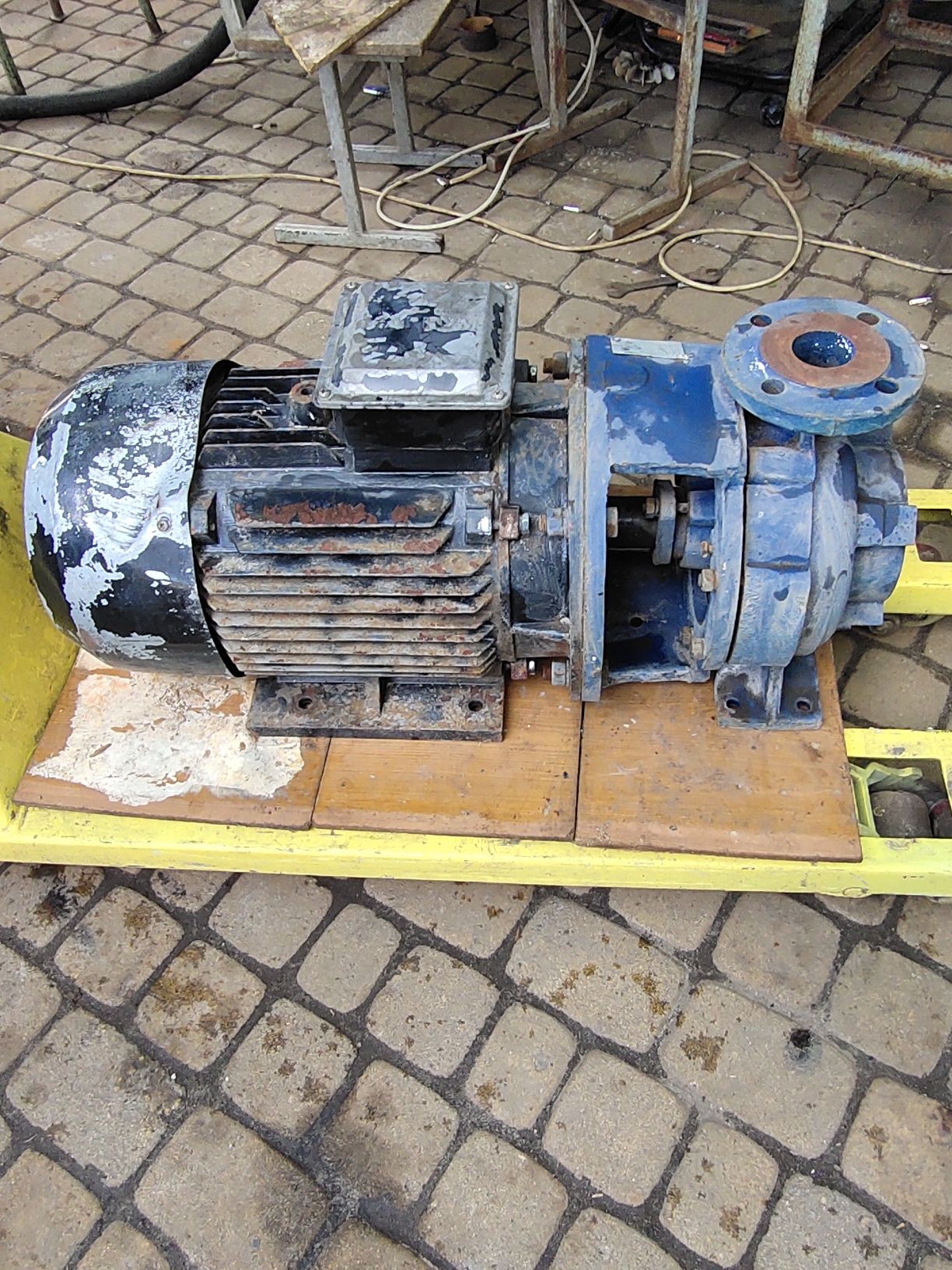 Насос консольный моноблочный и  КМ 80- 50-200