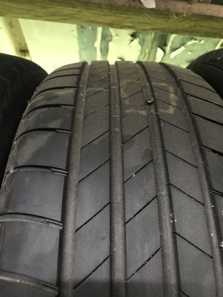 Bridgestone turanza 225/50/18 2021 R 6,5 mm