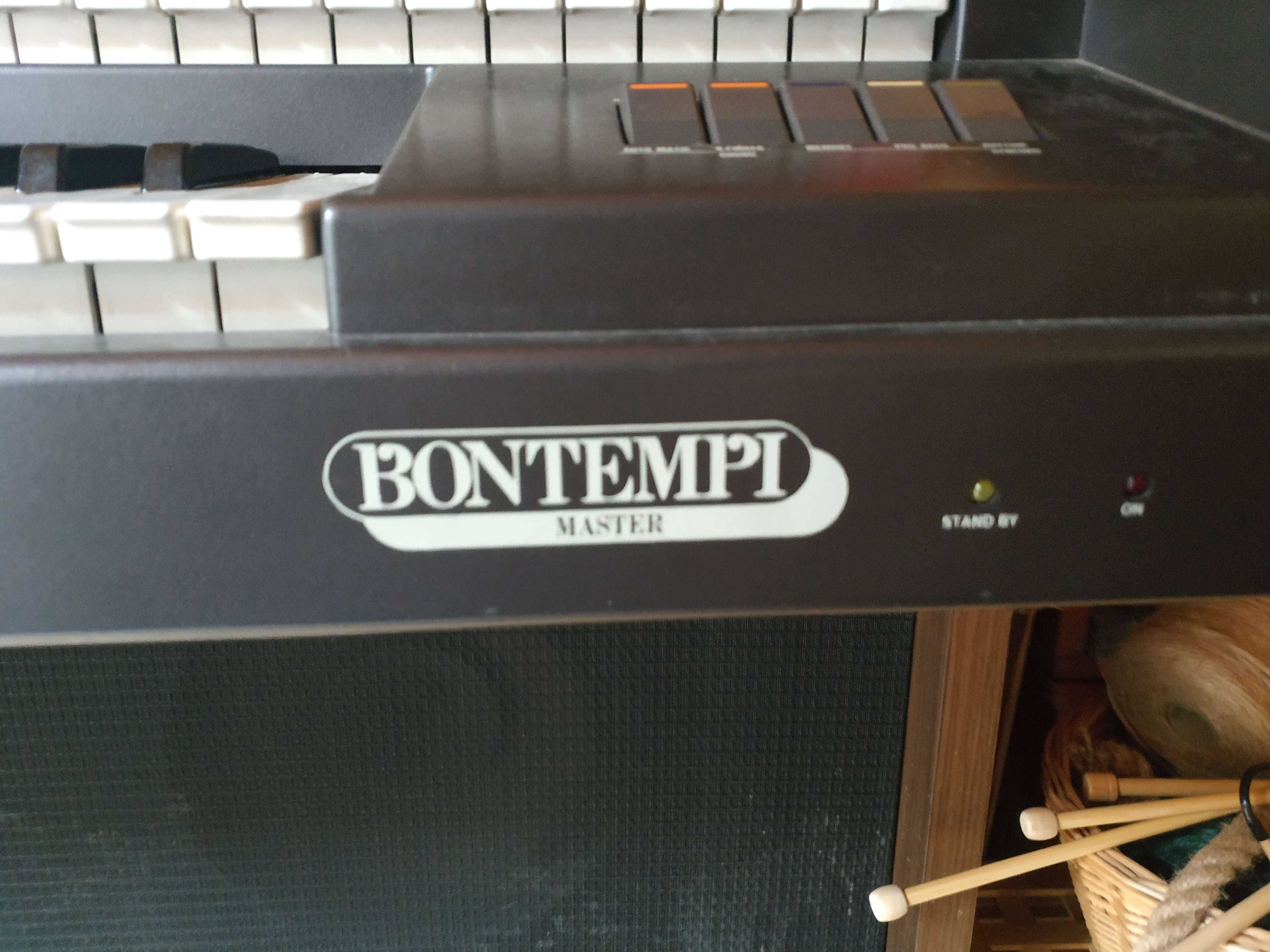 Organy Bontempi Master B747