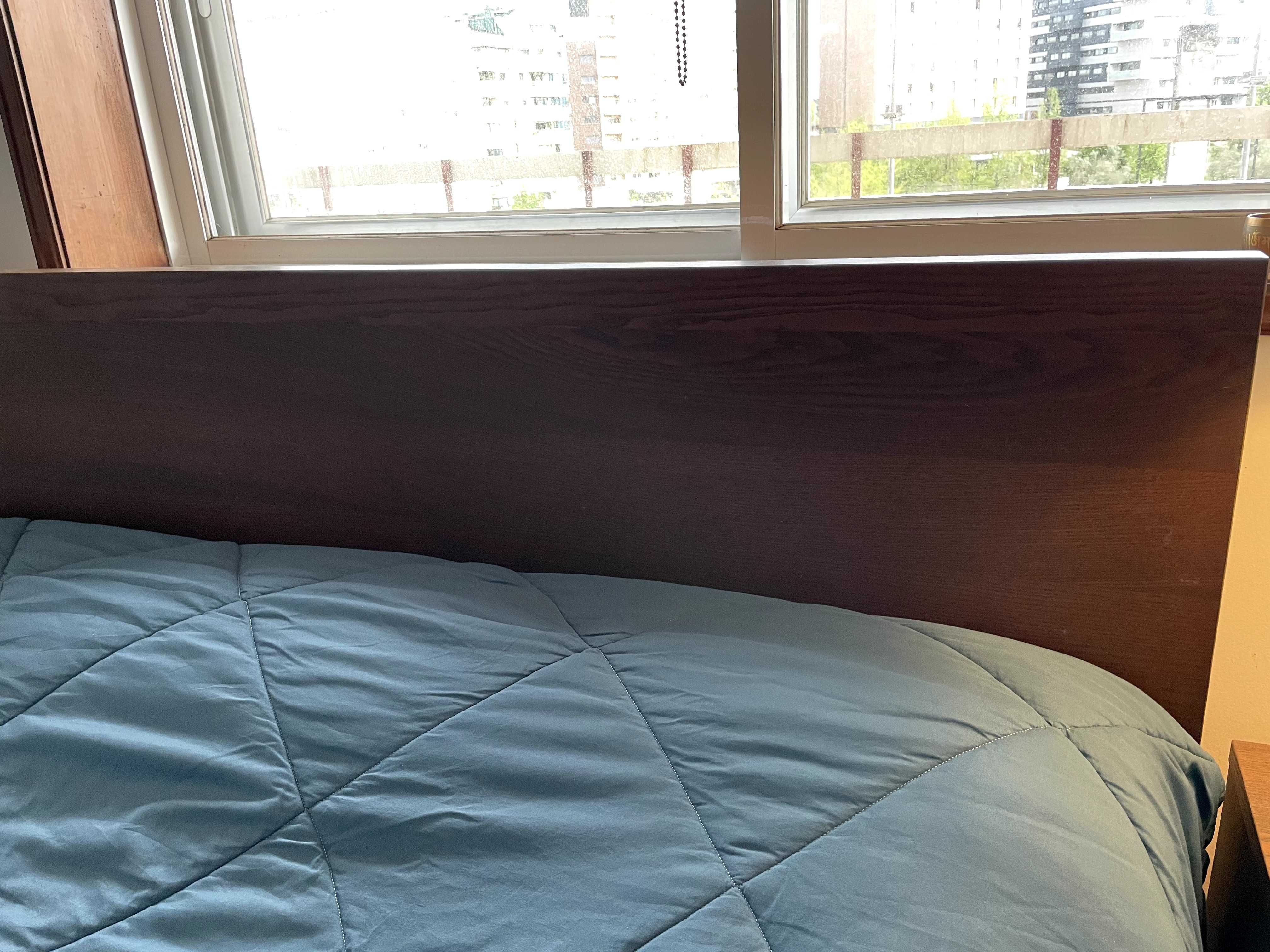 Cama casal Malm Ikea castanho com 4 gavetões - ótimo estado