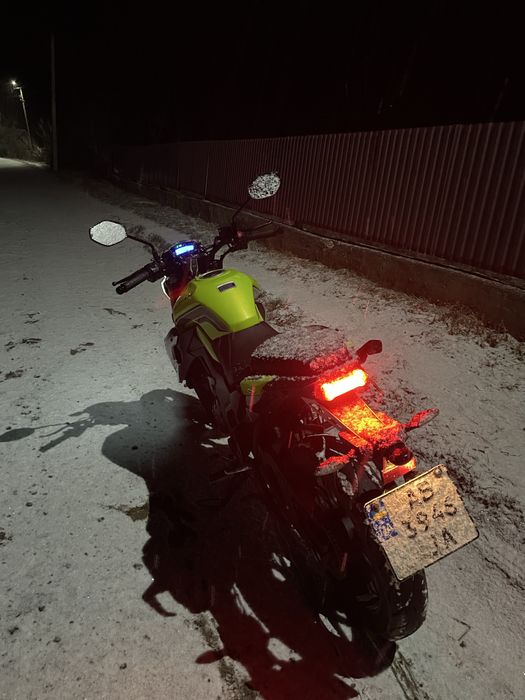 Продам мотоцикл Lifan SR220