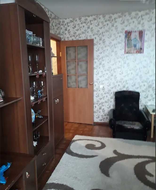 Продаж 2 кімнатної квартири з косметичним ремонтом на Масанах