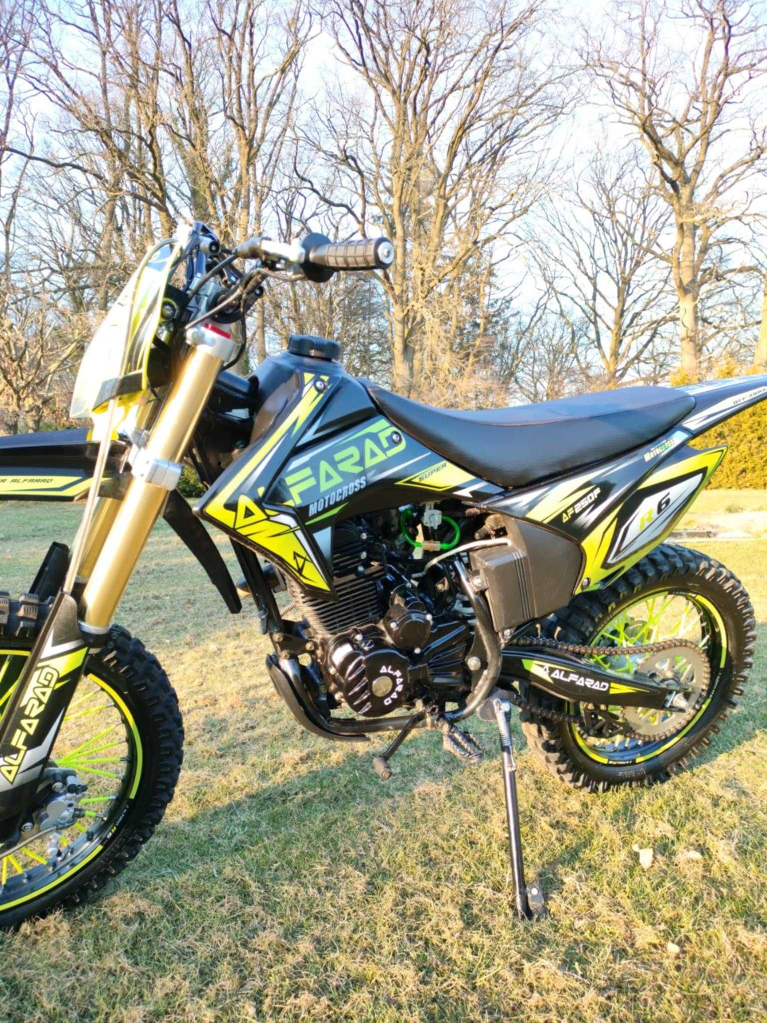 Cross Alfarad R6 250