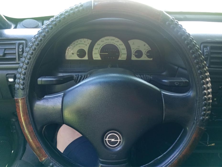 Продам опель або на розборку люба деталь