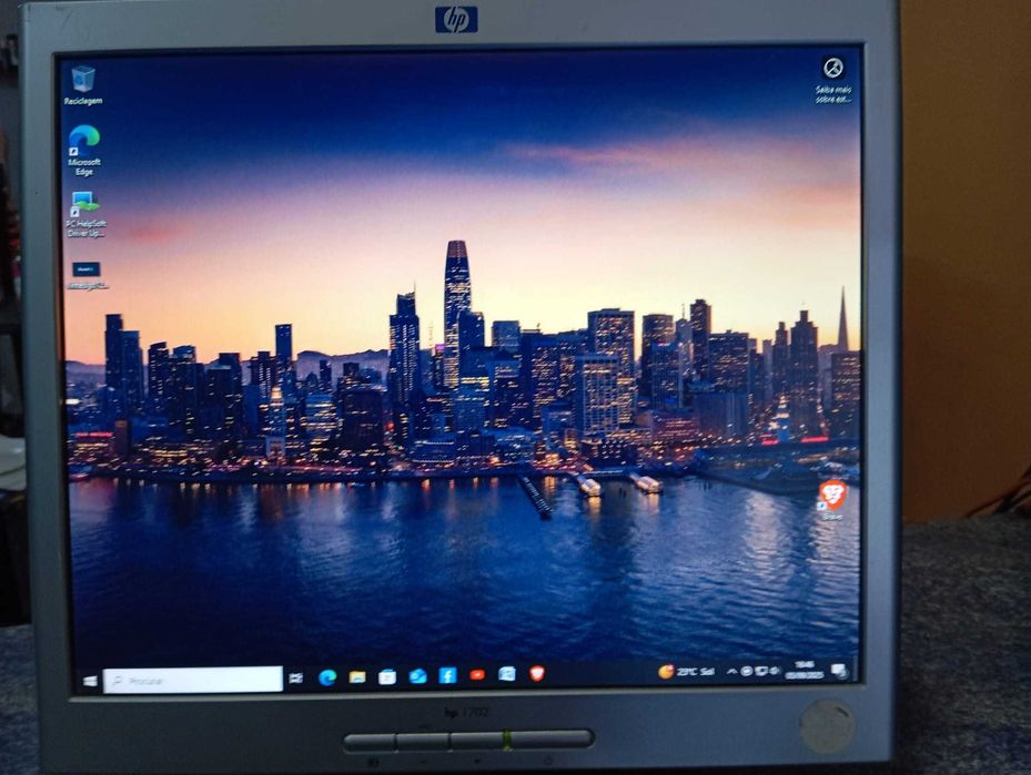 Monitor HP 1702 VGA 17"