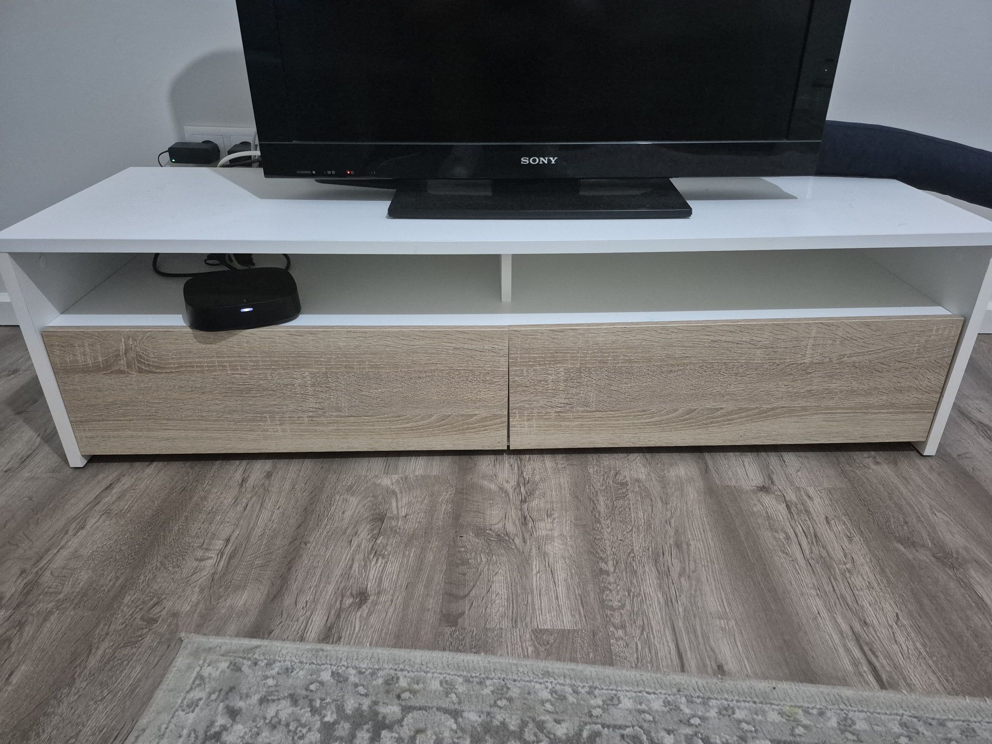 Móvel para televisão