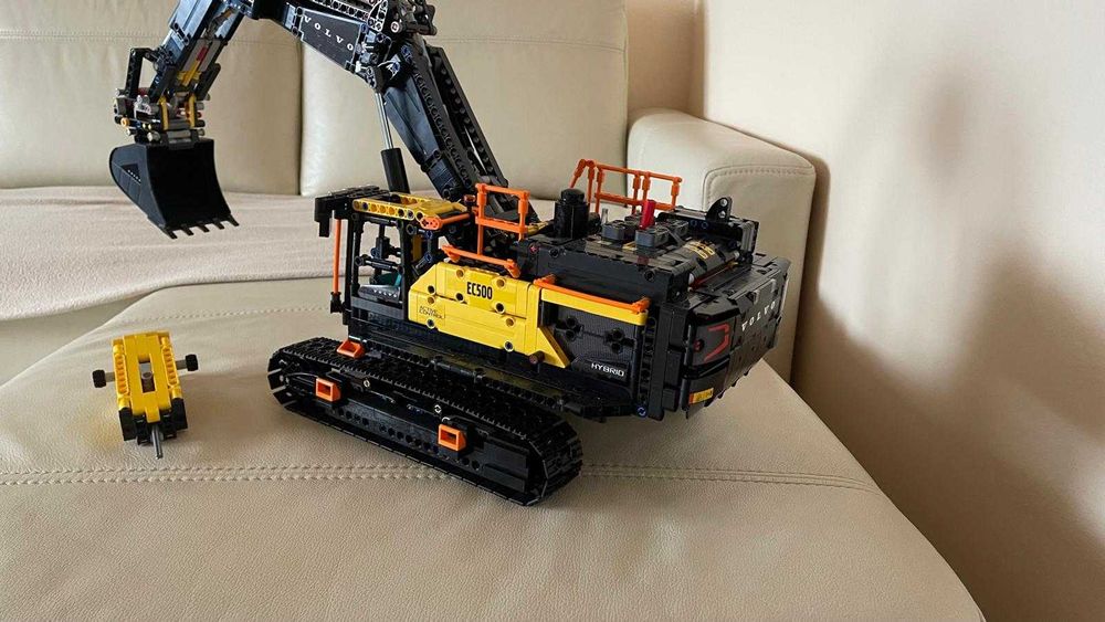 Lego Technic 42215