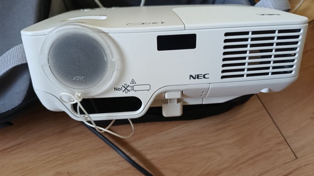 Projektor DLC NEC
