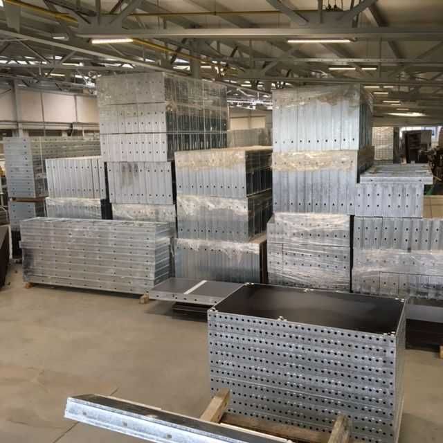 Szalunki ścienne typu Rasto, MidiBox 60kN, zamki, ściągi + nakrętki