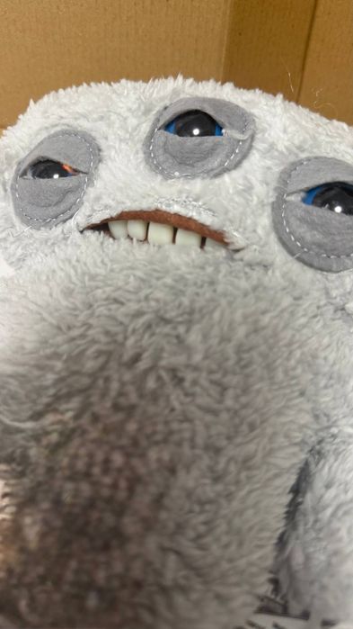 Продам дитячі грашки фуглери