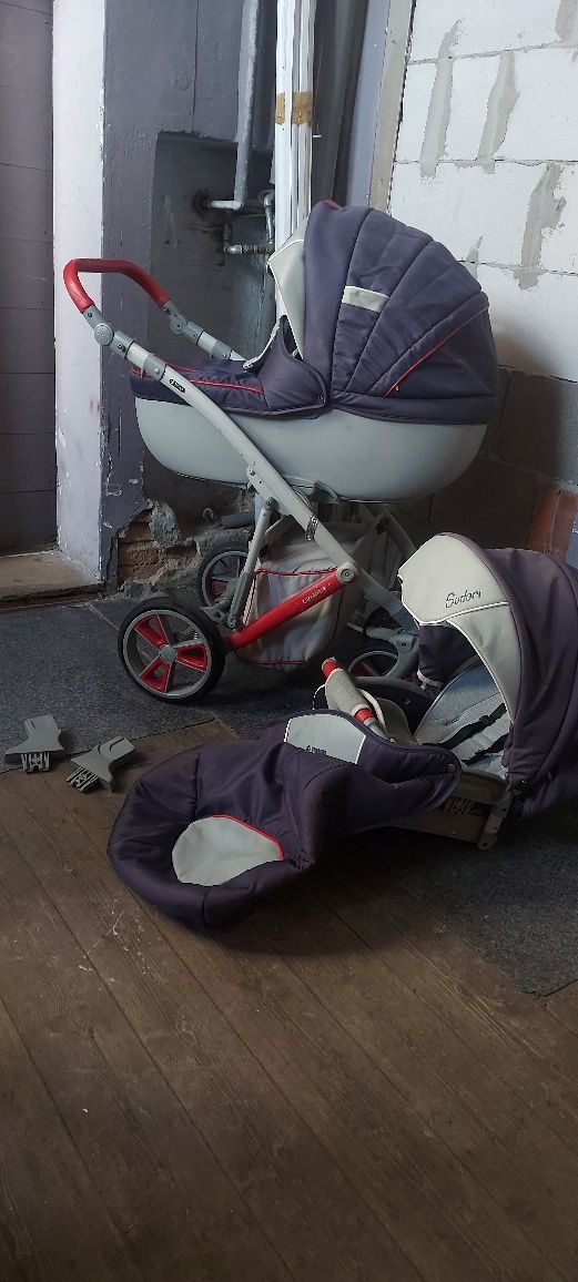Sprzedam wózek widoczny na zdjęciu Camarelo 2w1