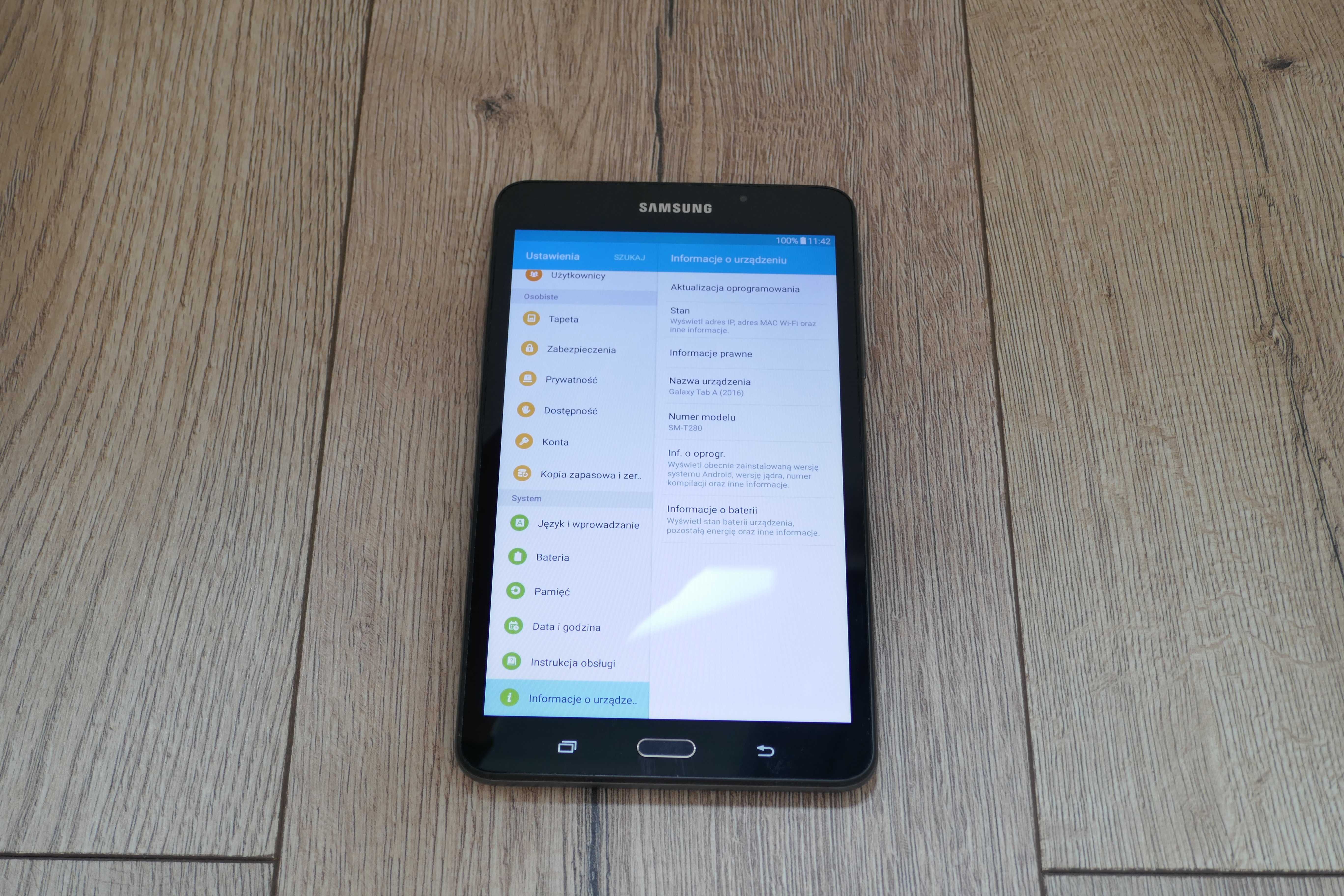 Tablet Samsung Galaxy Tab A (7.0, Wi-Fi, 2016) + nowe etui gratis