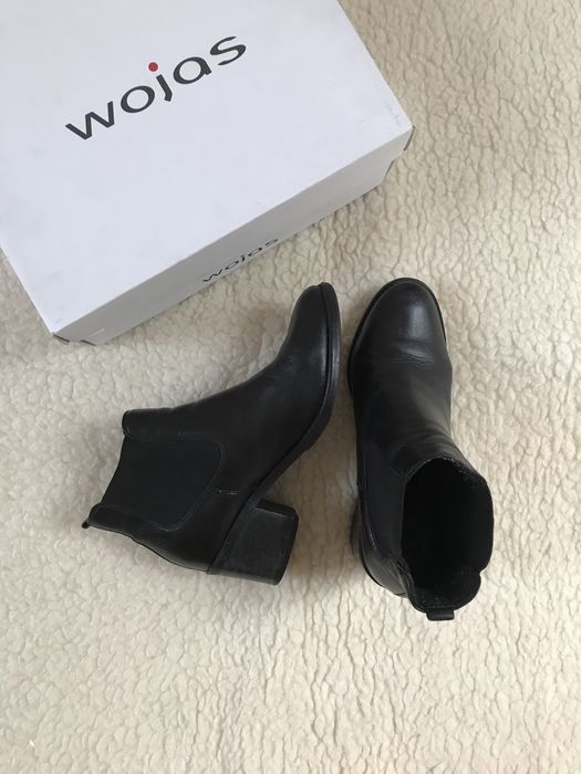 Czarne skórzane botki, sztyblety na słupku Wojas skóra licowa
