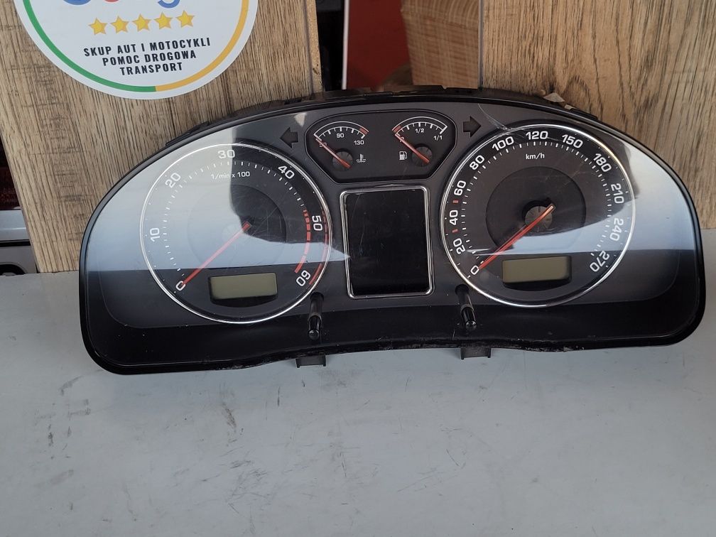 Licznik Prędkościomierz Zegar SKODA SUPERB 1 3U4 01-08r 1.9 TDI 130KM