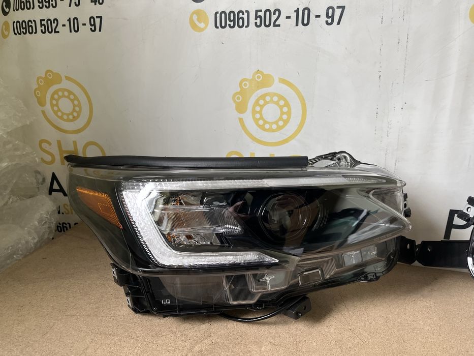 Фары фара Subaru Outback Субару Оутбэк 2020 2021 2022 2023 2024