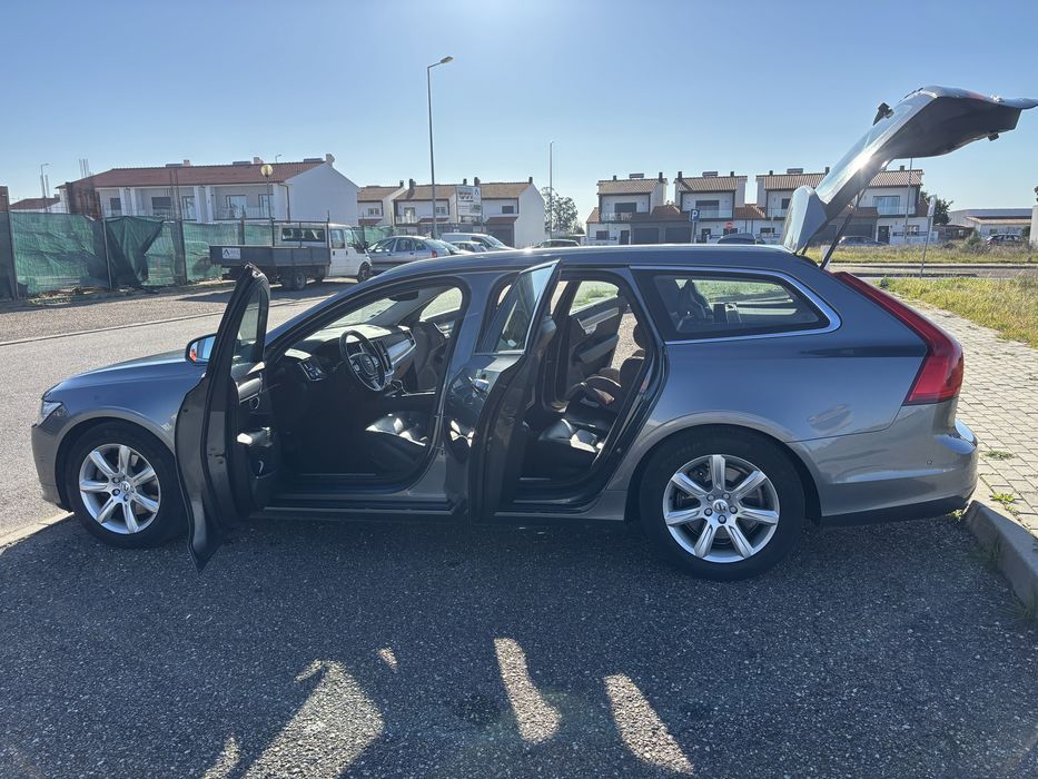 Volvo V90 D4 Momentun Geratronic