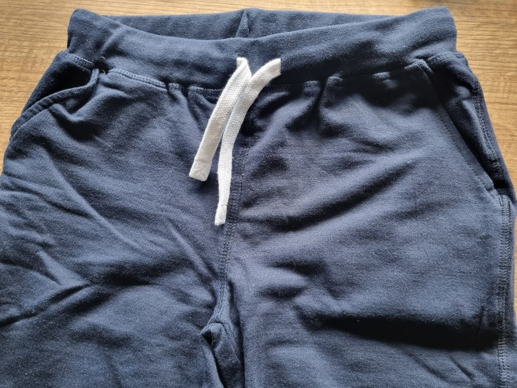 Komplet sportowy bluzka+spodenki, 5.10.15, rozmiar 134 cm, NOWY