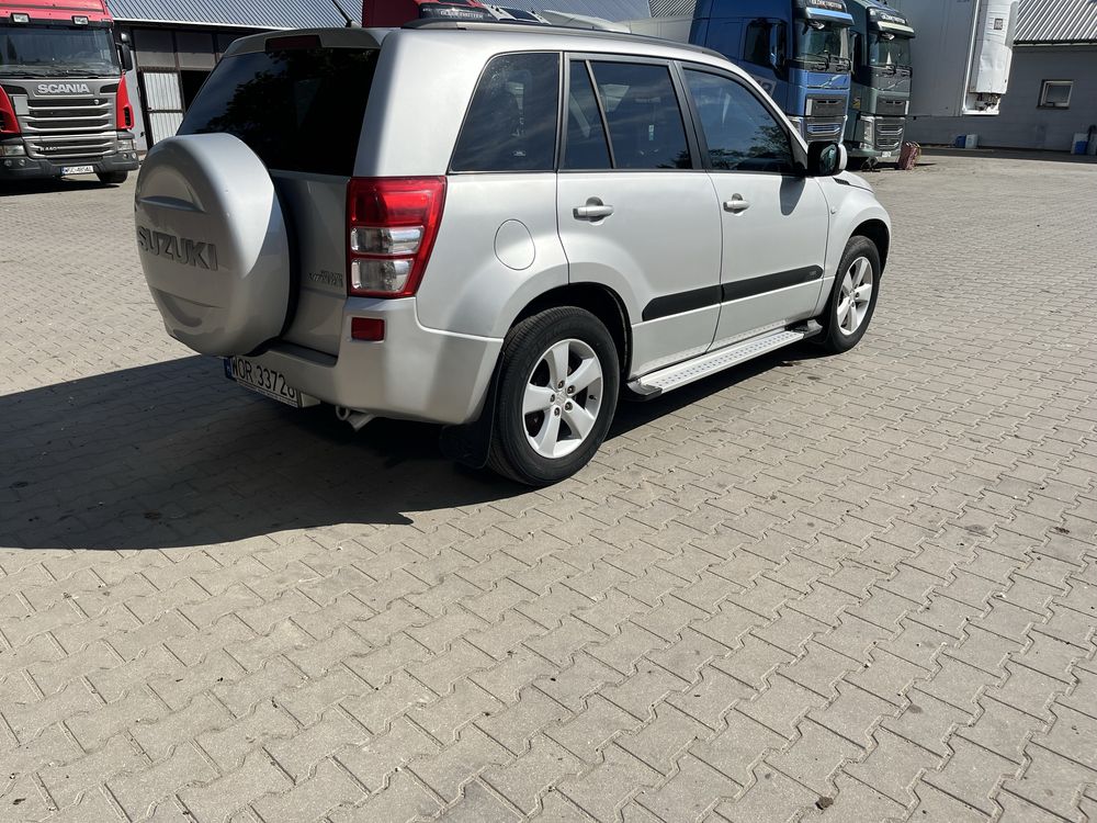 Grand Vitara 2.0 Lpg prywatnie