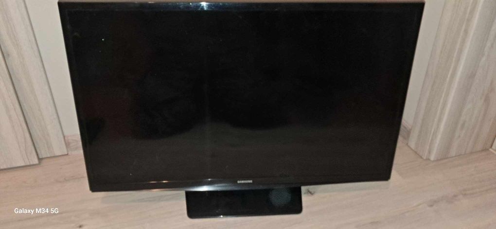 Samsung UE32H4000 – 32″ LED HD Ready z tunerem DVB-T/C i USB