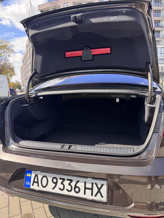 Продаю власний Volkswagen Passat B8 2017 року 199 тис пробігу 150 к.с.