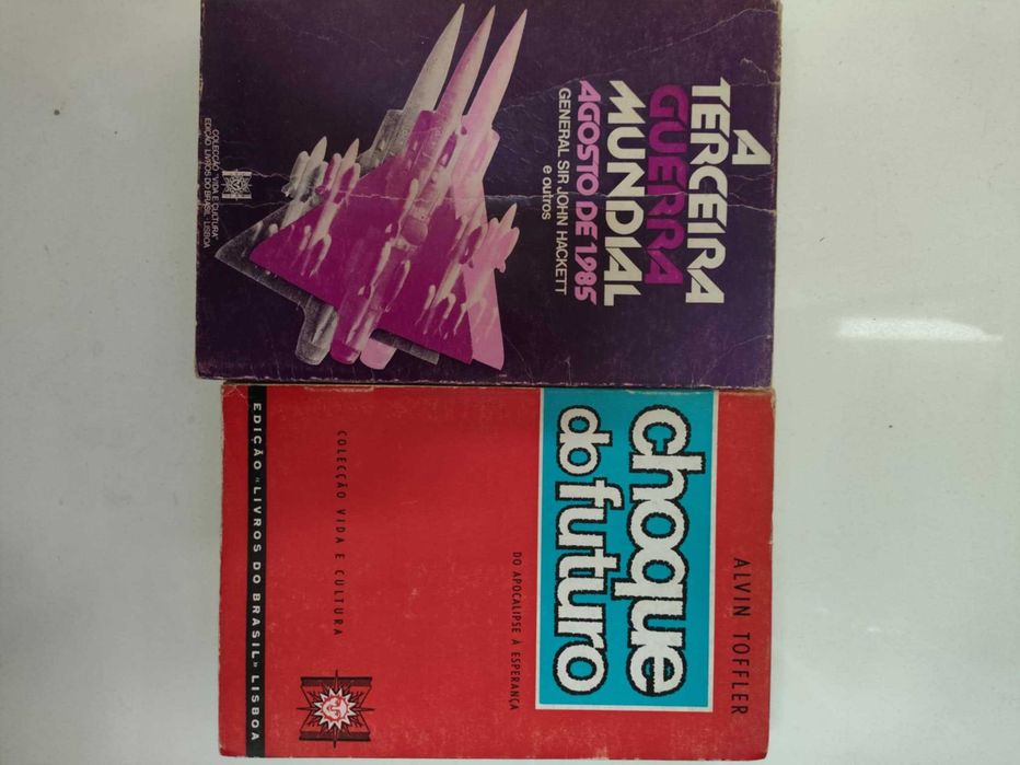 Varios livros de coleçoes da  editora livros do brasil
