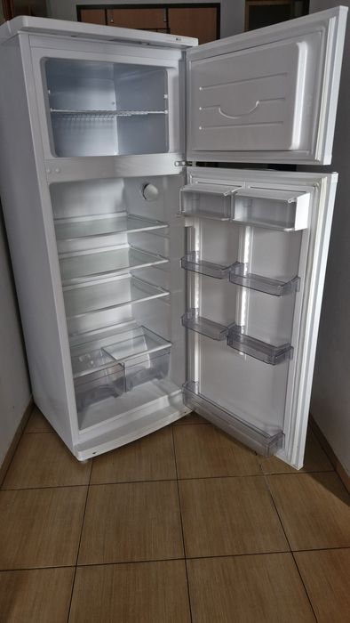 Lodówka MPM 153cm