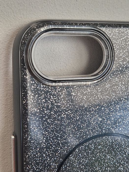Magsafe Slim Shiny do Iphone 16e czarny