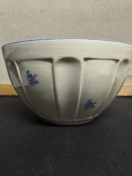 Tigela Lupafo Cerâmica Azul e Branca
Tigela decorativa da marca Lupafo