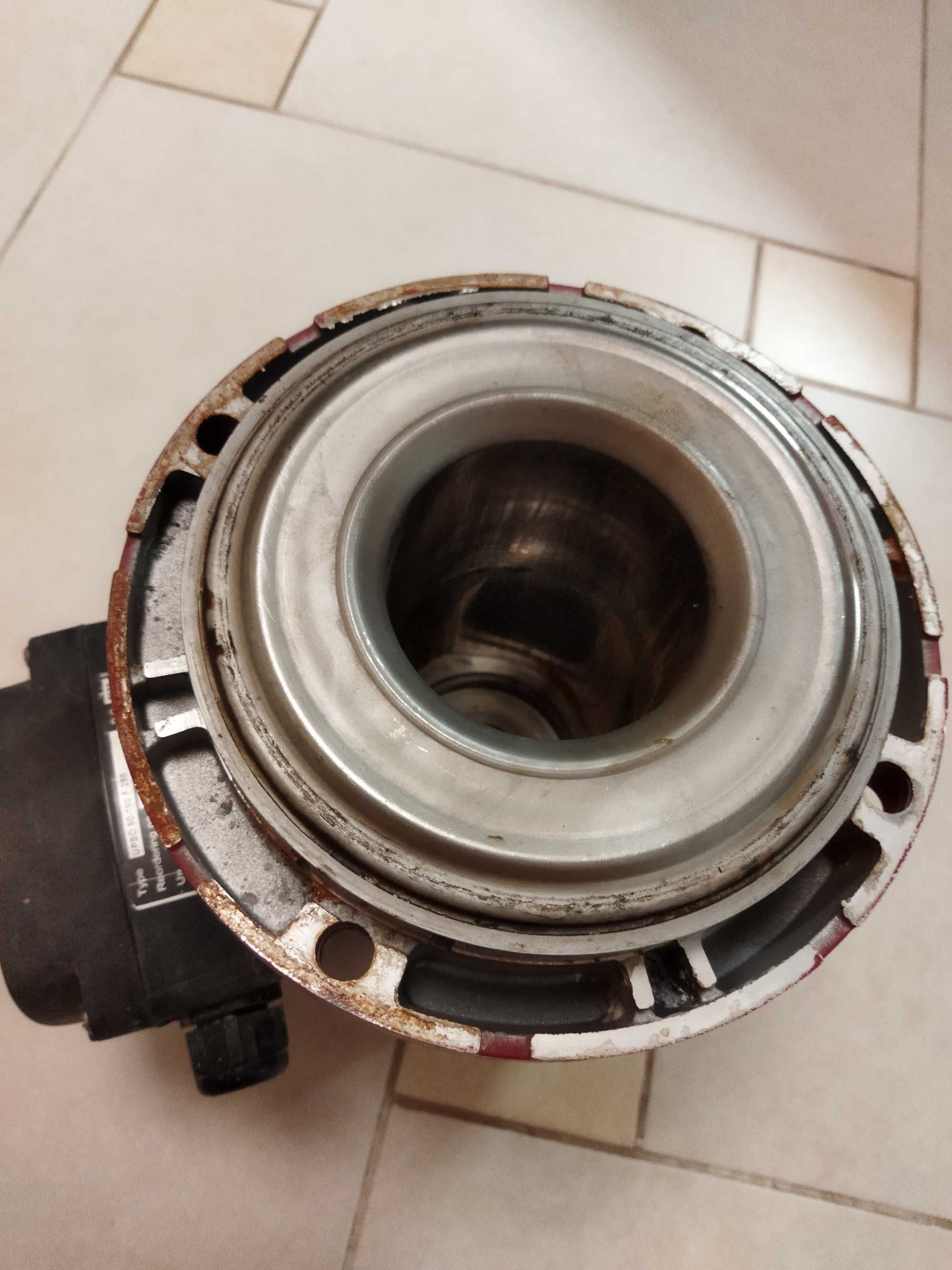 Продам статор на насос Grundfos UPS 50-180 F