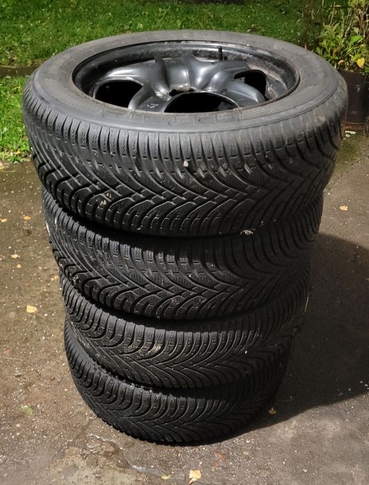 Felgi stalowe strukturalne 16 cali 5x110 Opel Saab z oponami zimowymi