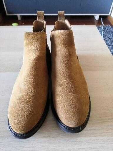 Botas em ótimo estado