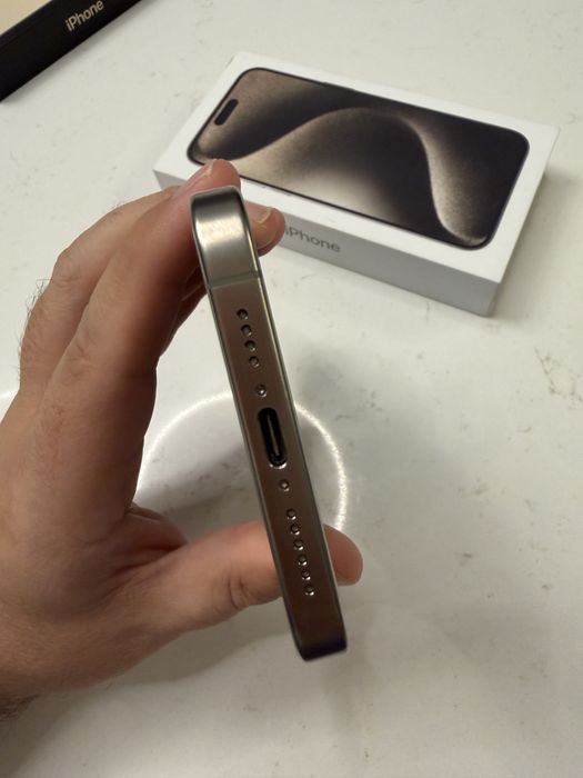 iPhone 15 Pro Max 256 Titanium stan idealny