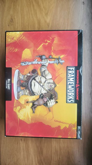 Hill Giant – figurka do Dungeons & Dragons Frameworks