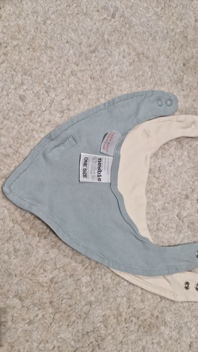 3-pack śliniaki Newbie KappAhl