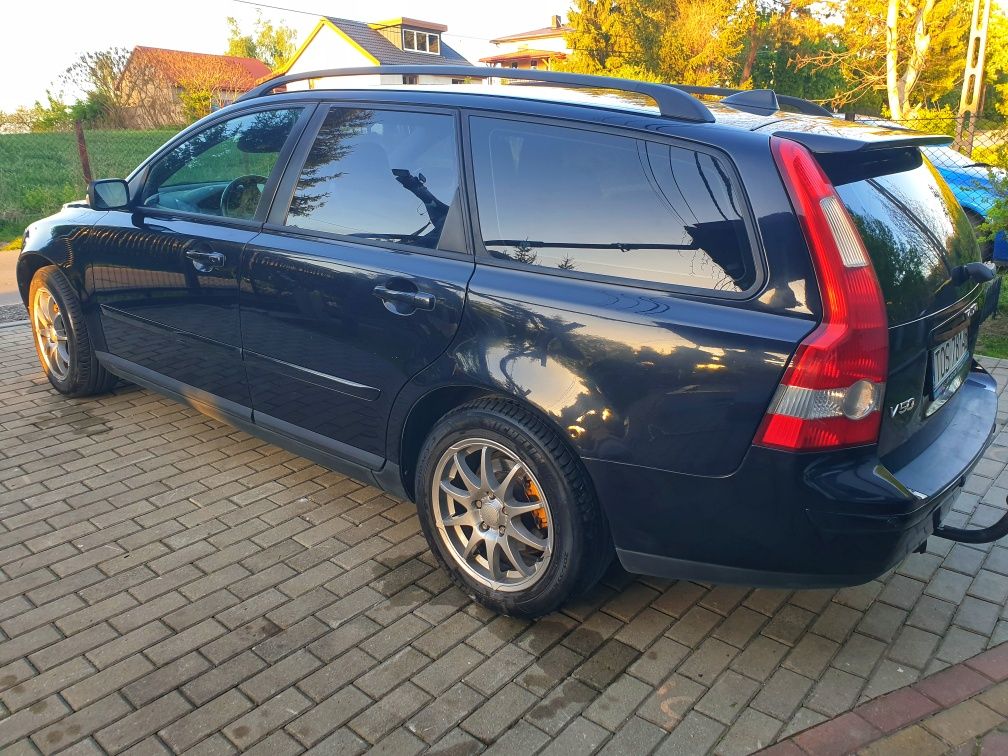 Volvo V50 2.4 140KM LPG 2006r.