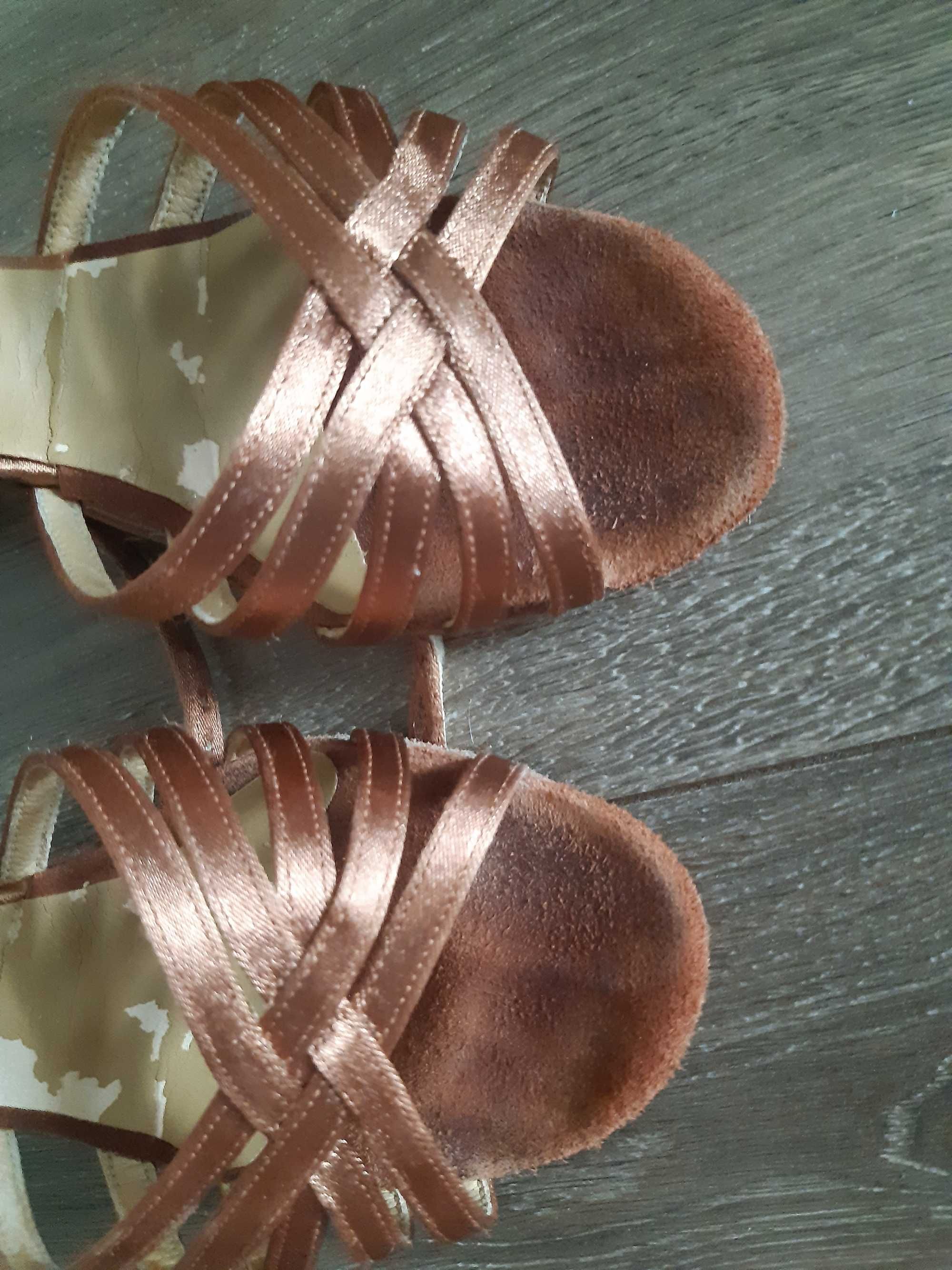 Buty taneczne latino marki Tango