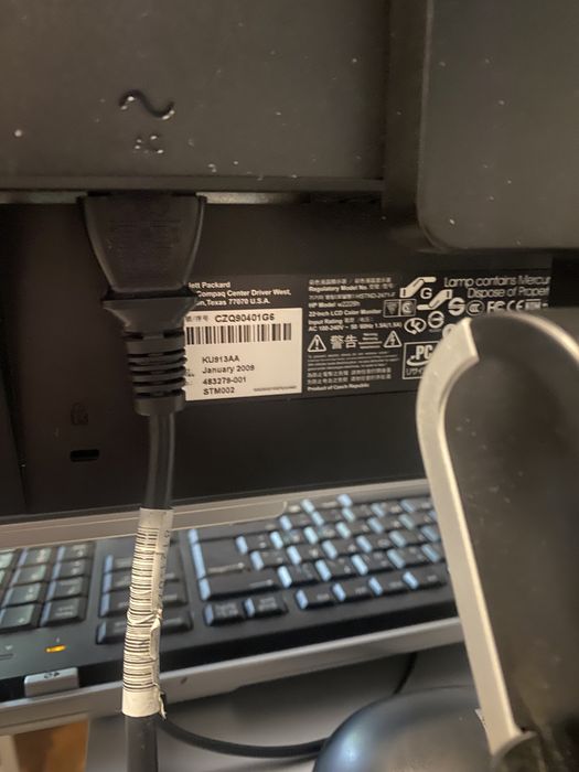 Komputer stacjonarny hp Pavilion cały zestaw