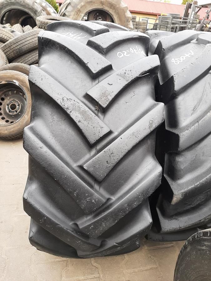 Opona używana 405/70-20 ; 16.0/70-20 ; 405/70R20 MRL 600zł W4443