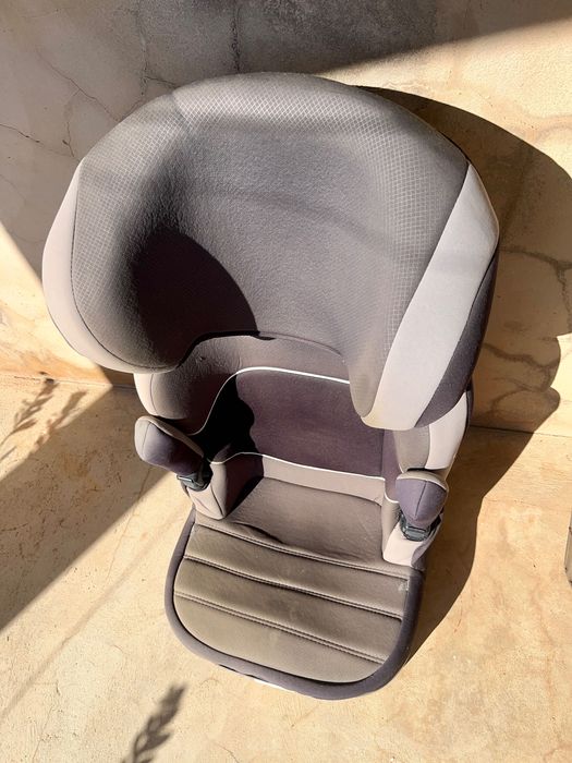 Cadeira auto usada Zippy 2/3